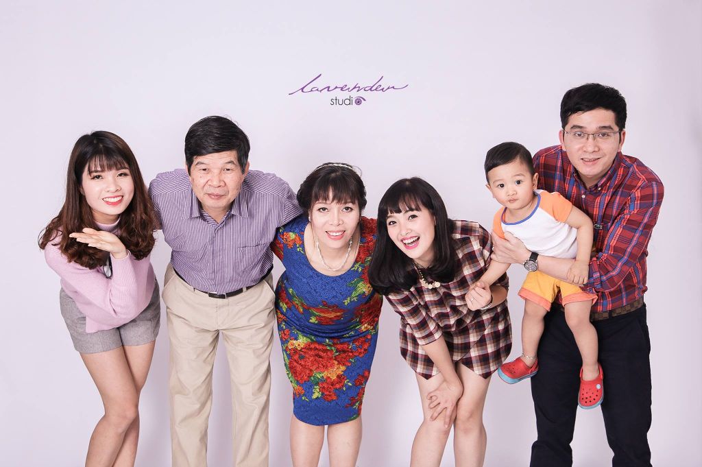 Lavender Studio - Dịch vụ chụp ảnh gia đình ở Đà Nẵng đẹp, giá rẻ

