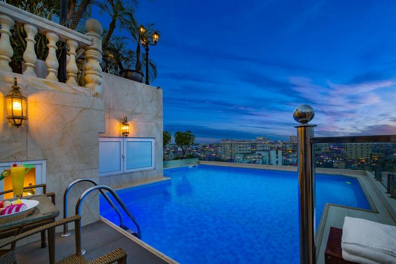 Chụp ảnh quảng cáo khách sạn, nhà hàng, resort tại Đà Nẵng giúp nội thất tỏa sáng Chụp ảnh quảng cáo khách sạn, nhà hàng, resort tại Đà Nẵng giúp nội thất tỏa sáng