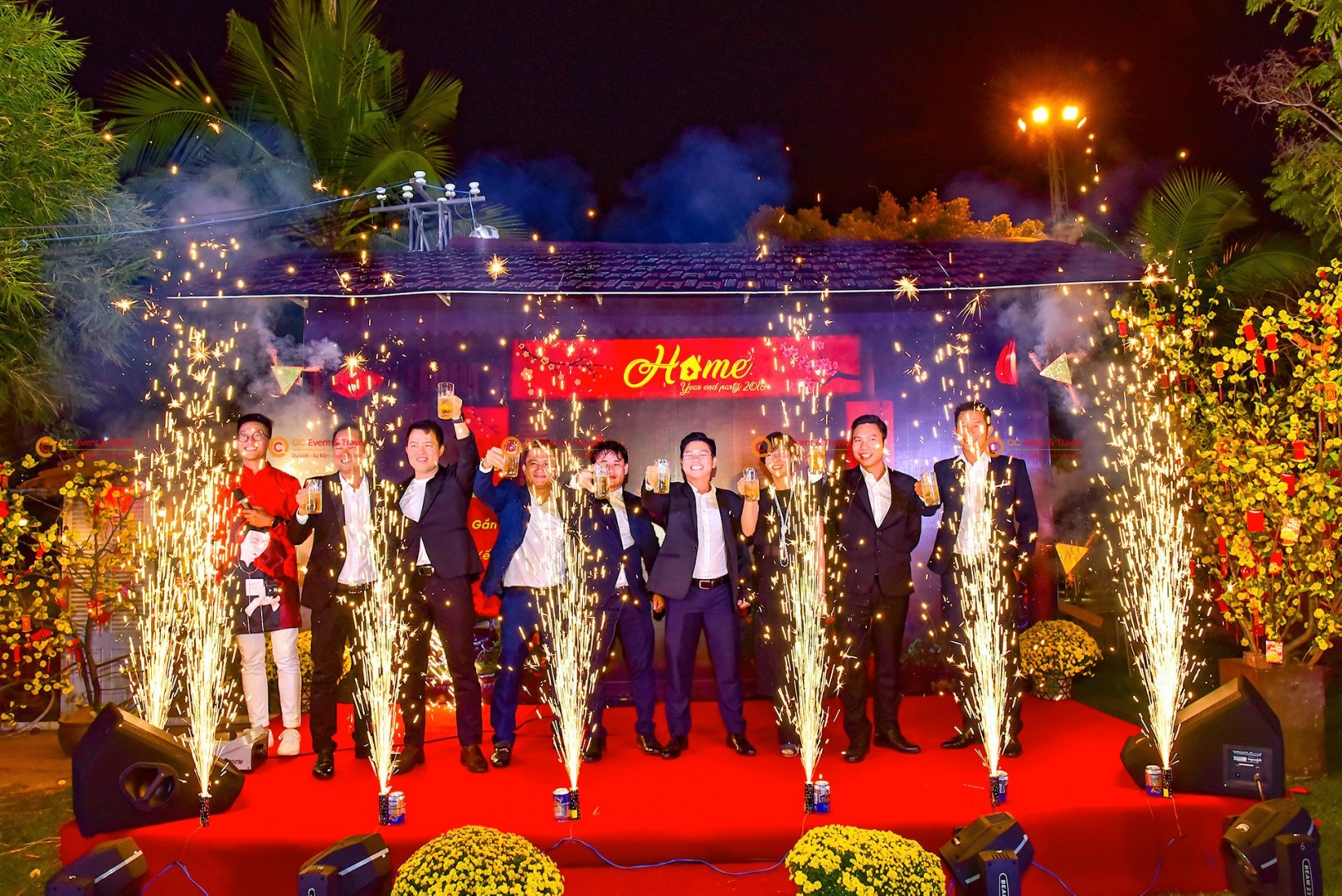 Year end party tại TP.HCM bùng nổ cảm xúc trong từng khung hình Year end party tại TP.HCM bùng nổ cảm xúc trong từng khung hình