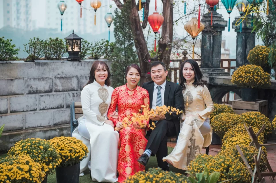 Các studio tăng cường ekip phục vụ nhu cầu chụp ảnh gia đình dịp Tết Nguyên Đán