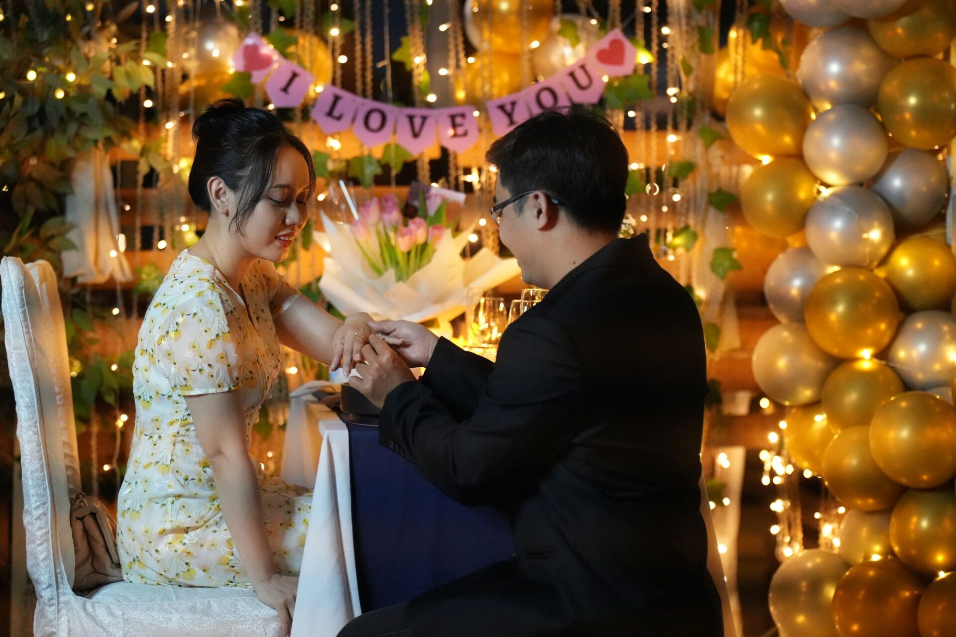 Bí quyết chụp hình cầu hôn tại Đà Nẵng vừa lãng mạn vừa tự nhiên Bí quyết chụp hình cầu hôn tại Đà Nẵng vừa lãng mạn vừa tự nhiên