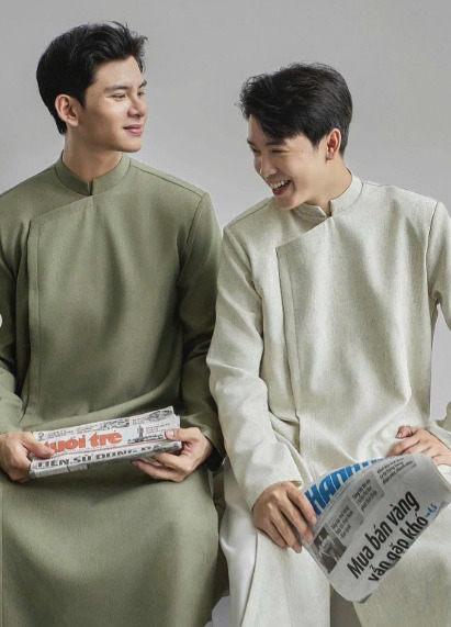 Tạo Dáng Chụp Ảnh Áo Dài Tết 2026-2027 Vừa Truyền Thống Vừa Hiện Đại