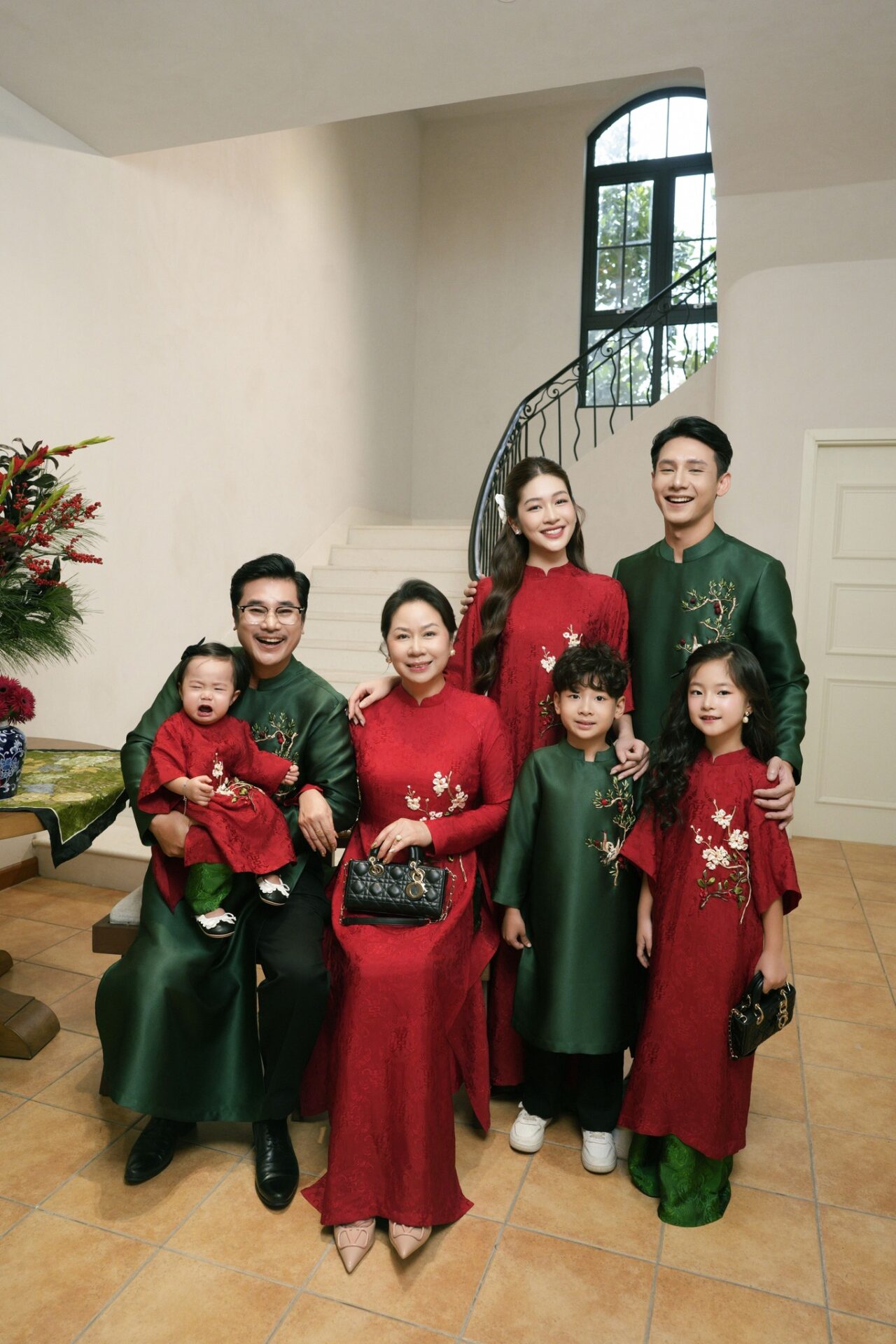 Báo giá chụp ảnh gia đình Tết 2026 tại Hà Nội mới nhất & chi tiết