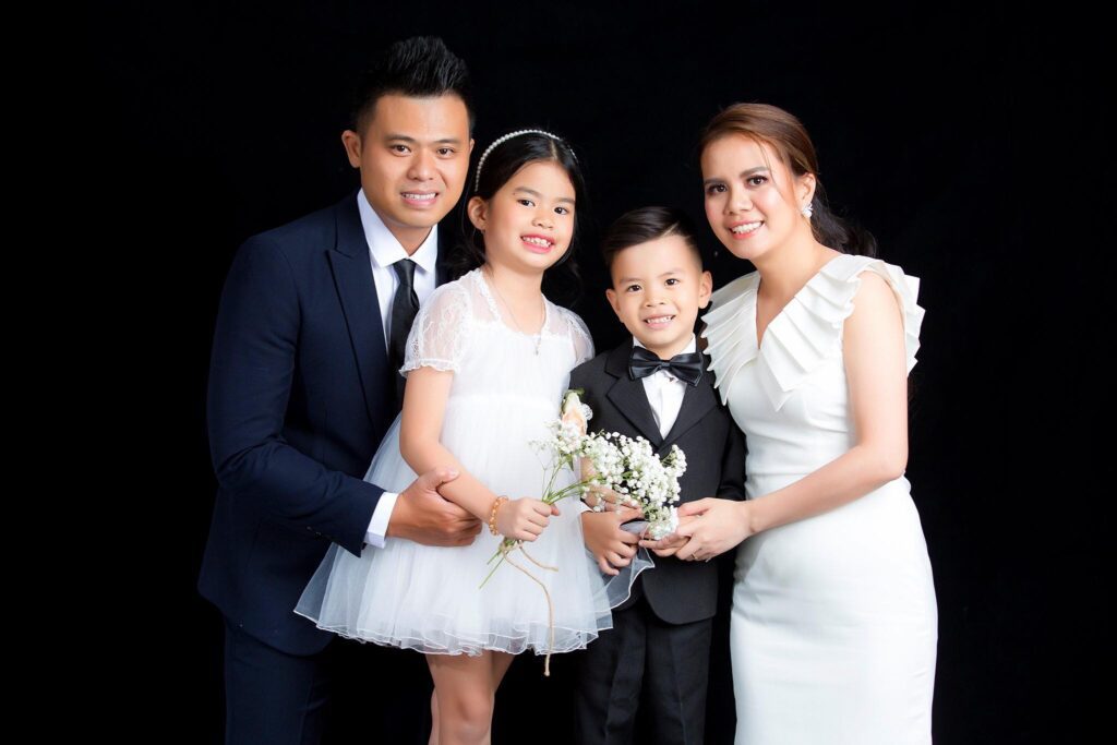 Báo Giá Chụp Ảnh Gia Đình Đà Nẵng Mới Nhất 2026 Báo Giá Chụp Ảnh Gia Đình Đà Nẵng Mới Nhất 2026