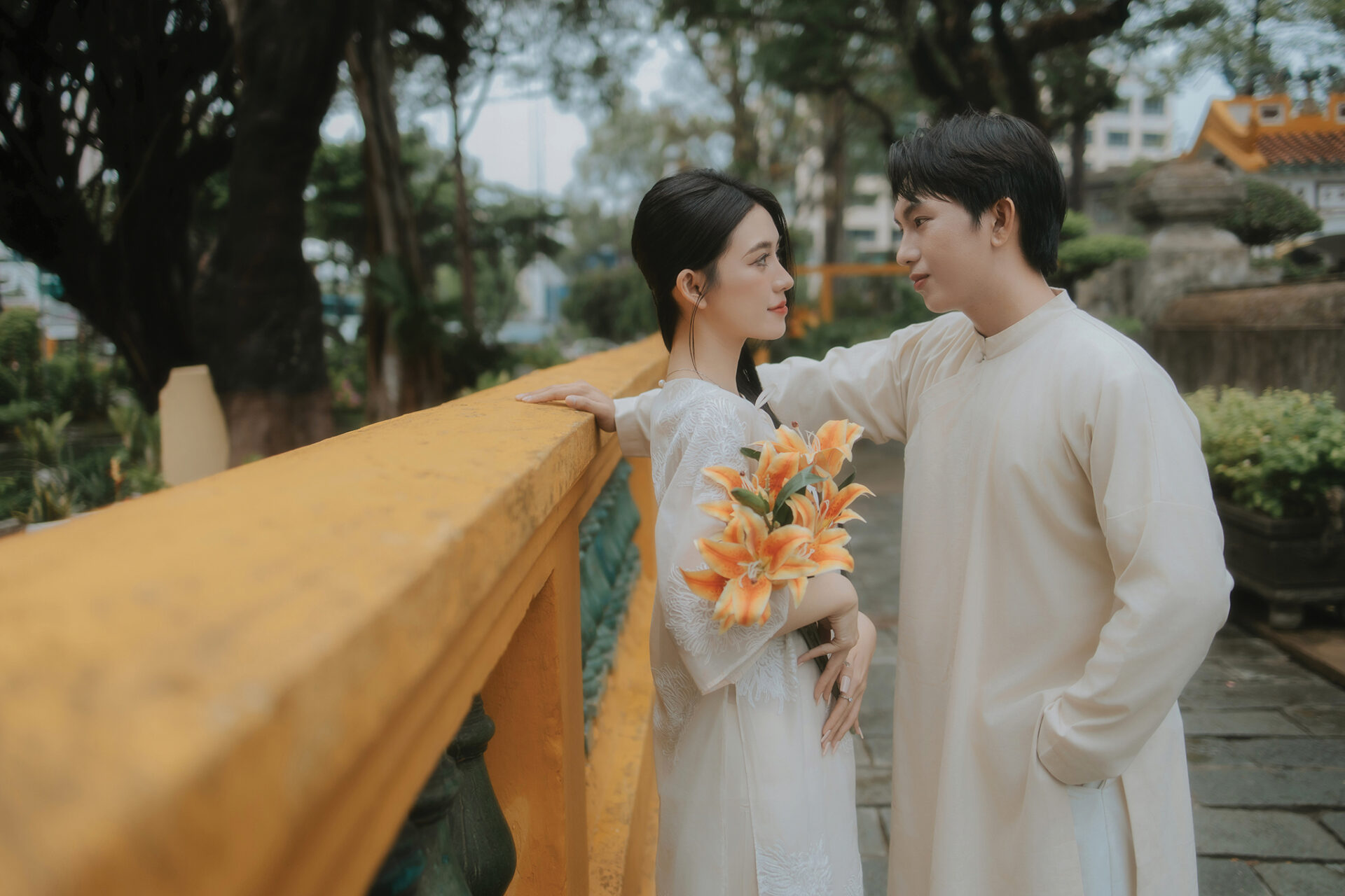 Dịch vụ chụp ảnh cưới áo dài kết hợp du lịch tại Đà Nẵng – Hội An